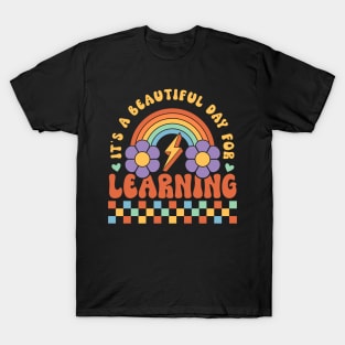 It's a Beautiful Day For Learning Retro groovy T-Shirt